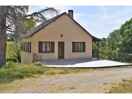 maison archignac 3 pièce(s) 70 m2