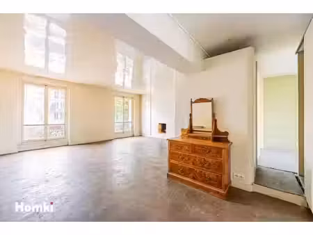 appartement t3 de 53 m² à paris 75005  boulevard de port-royal