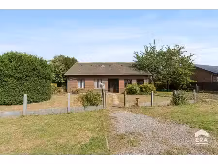 huis te koop in oudsbergen met 3 slaapkamers