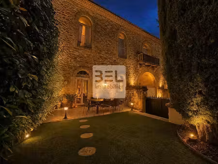 appartement de charme à uzès avec piscine commune