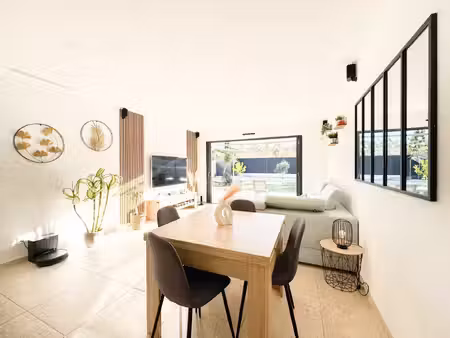 maison de plain-pied - 3 chambres - châteauneuf-les-martigues