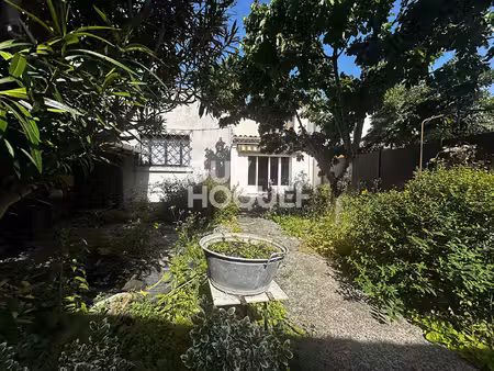 maison carcassonne 3 chambres   jardin   garage.