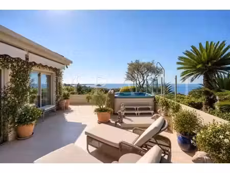 appartement de prestige de 195 m2 en vente cannes  france