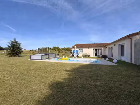maison 6 pièces 180 m² à vendre / acheter dienné 86410 ? | era immobilier