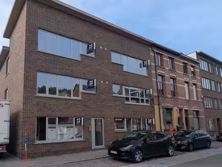 appartement te koop in ekeren met 2 slaapkamers