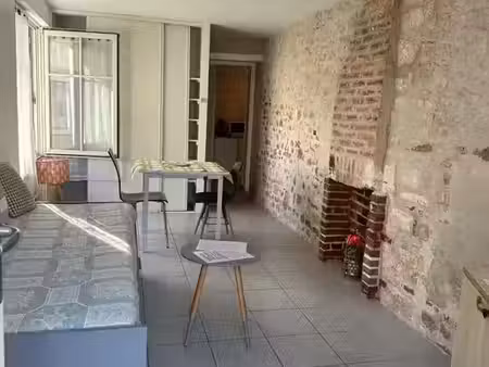 location appartement 1 pièce 28 m² à la rochelle (17000)