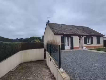 location meublée maison 5 pièces 100 m² à montaure (27400)  1 200 €
