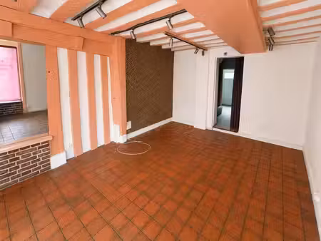 location commerce 22 m² à pont-audemer (27500)