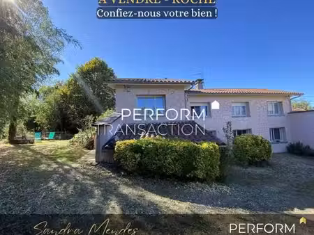 maison de 6 pièces de luxe en vente à saint-alban-de-roche  france