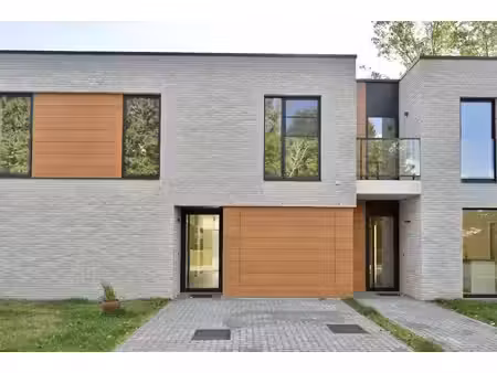 huis te koop in schriek met 4 slaapkamers