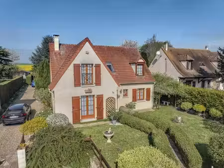 maison de prestige en vente mareil-le-guyon  france