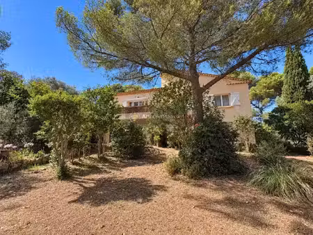 vente maison 6 pièces 160 m2 à saint-raphaël