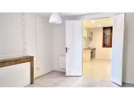 vente appartement 6 pièces 104 m² sommières (30250)