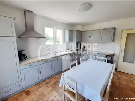 une maison à réinventer? avec un terrain qui ouvre le champ des possibles !