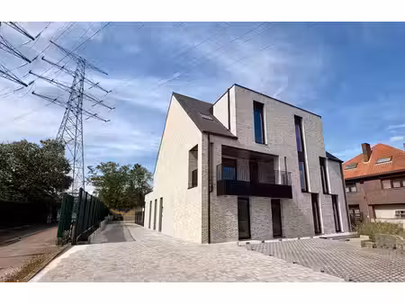 appartement te huur in genk met 2 slaapkamers