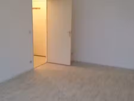 location appartement 1 pièce 31 m² à mérignac (33700)