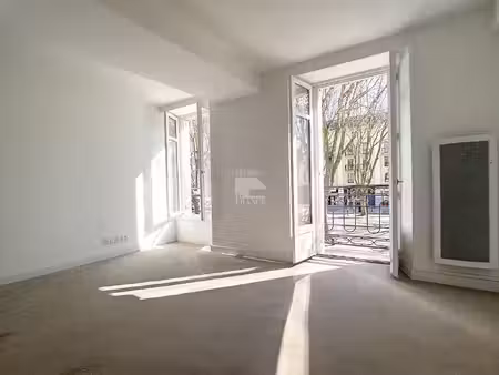location appartement 4 pièces 77m²