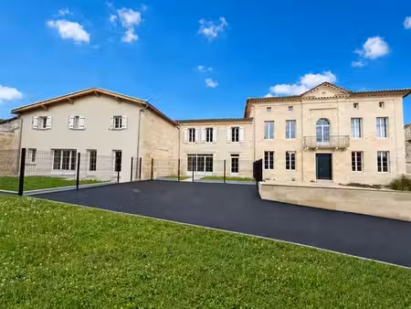 maison de luxe en vente à les artigues-de-lussac  france