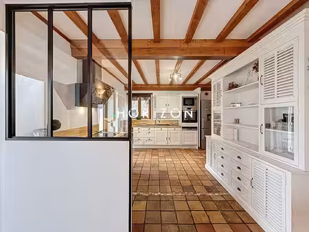 saint georges de reneins : maison ancienne 154 m4  4 ch  285 m2