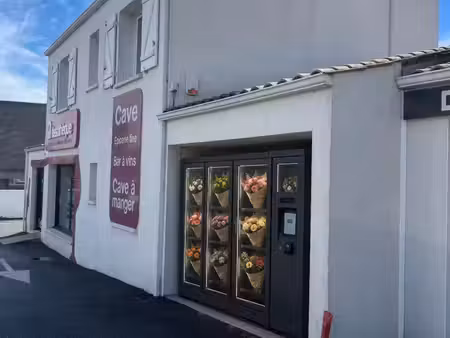 location commerce 1 pièce 2 m² à la rochelle (17000)