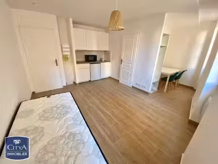 location appartement 1 pièce 20m² toulon 83000
