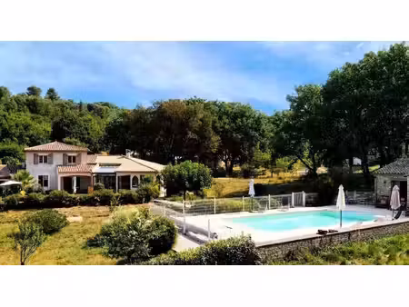 belle propriété à baudinard-sur-verdon