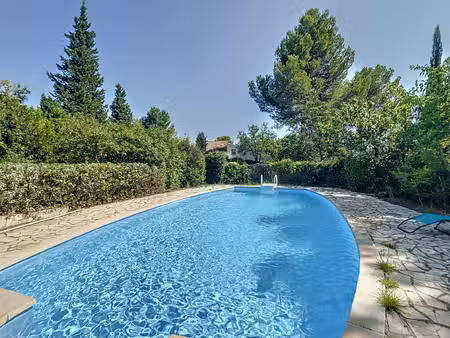 villa familiale 6 pièces piscine  véranda  atelier et double garage