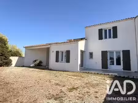 vente immeuble à saint-martin-de-ré (17410) : à vendre / 148m² saint-martin-de-ré