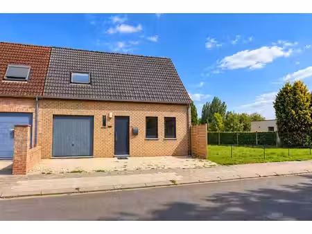 hensies – villa 3 façades avec 3 chambres  garage et jardin