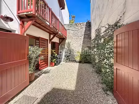 vente maison 4 pièces 124 m² à biarritz (64200)  1 380 000 €