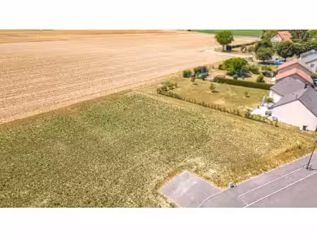 terrain constructible viabilisé à vendre