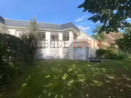 location appartement 4 pièces 82 m² à chatou (78400)  nan €