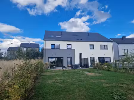 maison à louer à vaux-sur-sûre