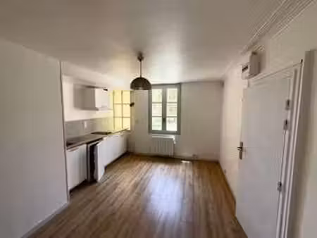 location appartement t1 à niort (79000) : à louer t1 / 18m² niort
