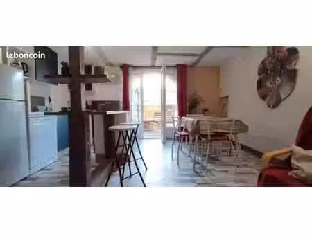 t2 meublé avec extérieur
