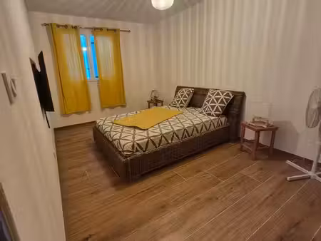 à louer à l’année – carbuccia – 53 m² + jardin privatif 180 m²