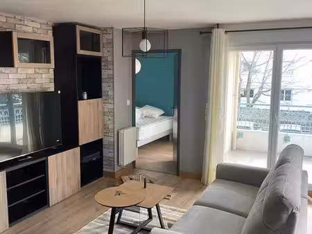 appartement 43m2  parking  loggia