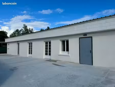 à louer / local / 150m2