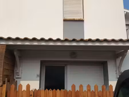 t2 à l'année