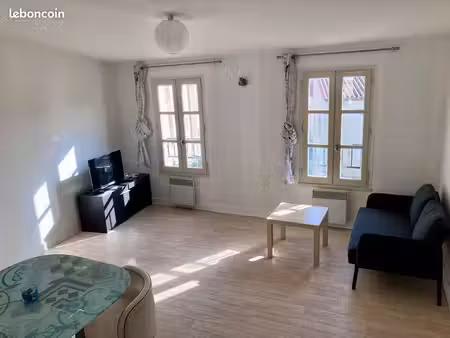 appartement 2 pièces meublé en centre ville