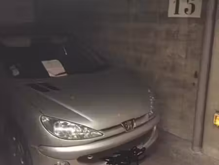 loue place de parking sécurisée – courbevoie/proche la défense