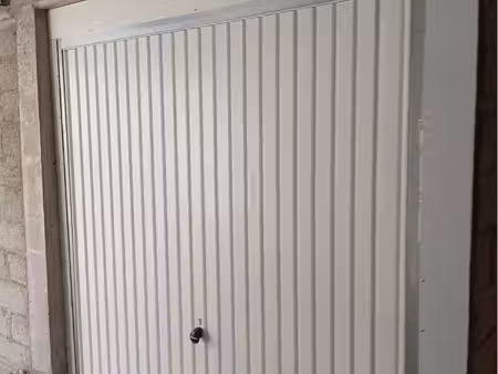 box pour remorque/moto mantes-la-ville 25m2