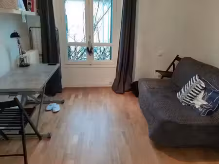 location appartement 1 pièce 20 m² à versailles (78000)
