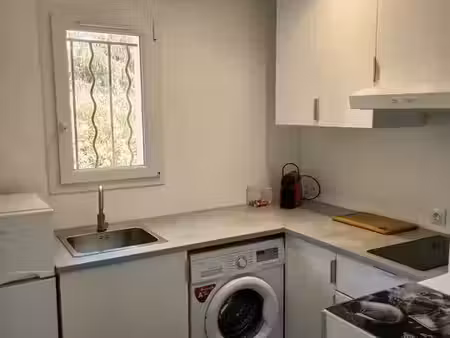 studio de 38m2 à louer sur villecroze