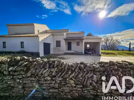 vente maison 6 pièces 199 m² gordes (84220)