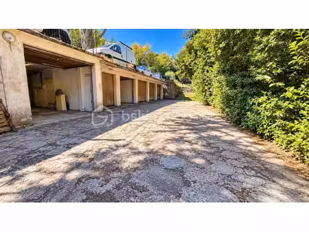 vence – ensemble rare de 6 garages – investissement / stockage / professionnel