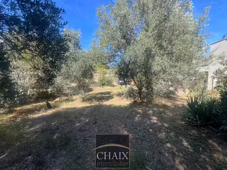 13400 aubagne - terrain constructible 543m2 avec 20% emprise