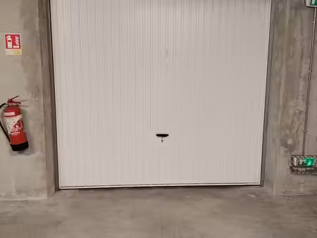 vend garage meythet