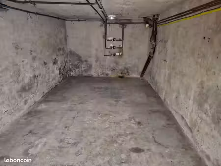 cave de stockage 18m2