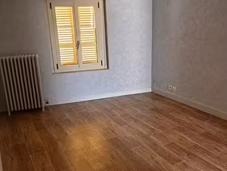 appartement à louer quai metayer